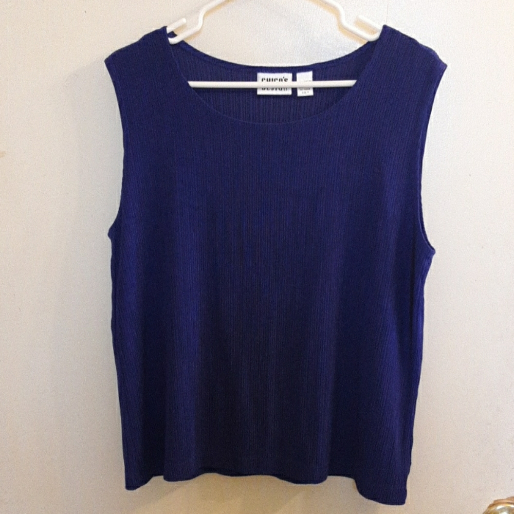CHICO'S DESIGN SLEEVELESS TOP